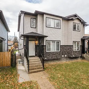 Vibrant Modern Oasis - Free Parking, Netflix, Fast Wi-fi - Long Stays Welcome Edmonton
